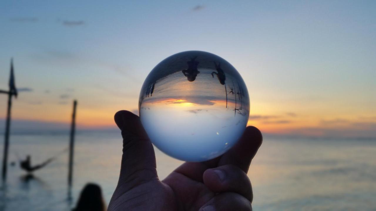 La Favela Vandrarhem Gili Trawangan Exteriör bild